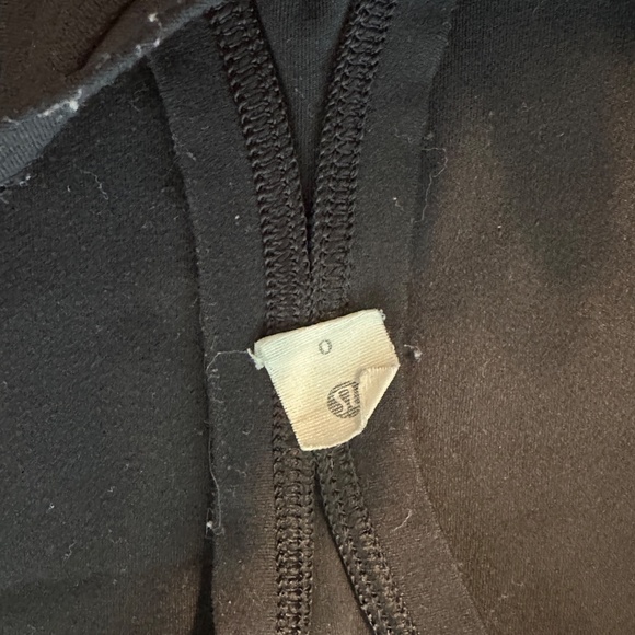 Lululemon Tank Top - Picture 3 of 4